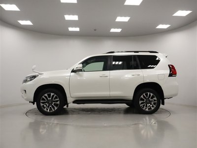 TOYOTA LAND CRUISER - 4