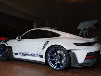 PORSCHE 911 - 6