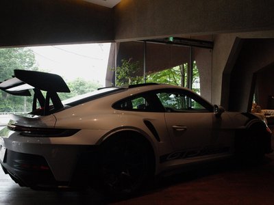 PORSCHE 911 - 8