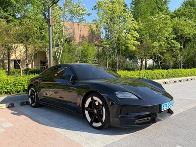 2026 Porsche TAYCAN 照片 5
