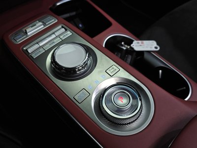 2022 Genesis GV70 缩略图 12
