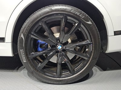 BMW X7 - 8