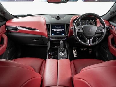 MASERATI LEVANTE - 4