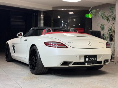 MERCEDES-BENZ SLS-CLASS ROADSTER AMG 2012 thumbnail 6