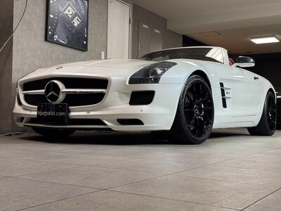 MERCEDES-BENZ SLS-CLASS ROADSTER AMG 2012 thumbnail 16