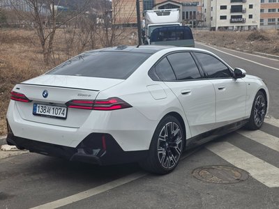 BMW 5 SERIES - 3
