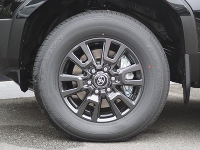 TOYOTA LAND CRUISER 250 - 5