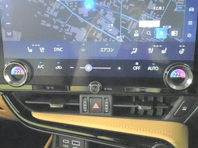 2022 Lexus NX — миниатюра 17