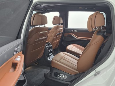 2025 BMW X7 — миниатюра 18
