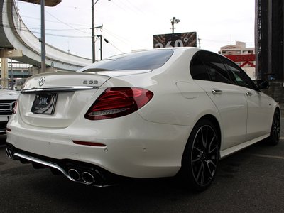MERCEDES-BENZ E-CLASS AMG - 7
