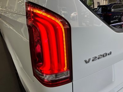 2022 Mercedes-BENZ V-CLASS — миниатюра 11