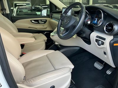 2022 Mercedes-BENZ V-CLASS — миниатюра 14