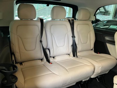2022 Mercedes-BENZ V-CLASS — миниатюра 21