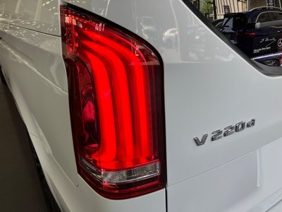 2022 Mercedes-BENZ V-CLASS — миниатюра 12