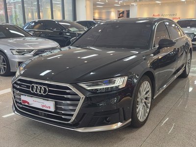 AUDI A8 - 1