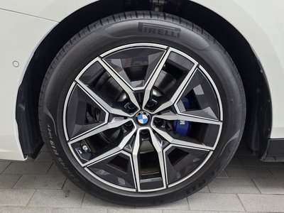 صورة 6 لـ 2025 BMW 5 SERIES