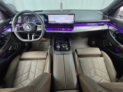 صورة 5 لـ 2025 BMW 5 SERIES
