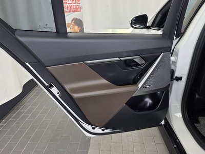 2025 BMW 5 SERIES thumbnail 15