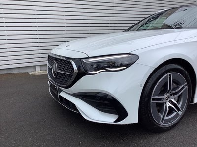 MERCEDES-BENZ E-CLASS - 4