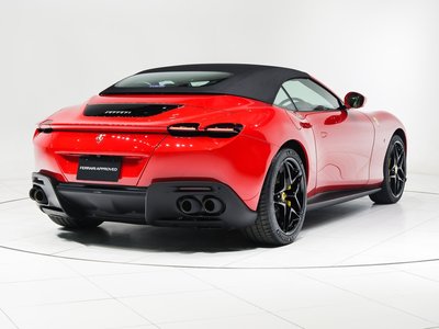 FERRARI ROMA SPIDER - 10