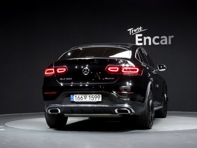 MERCEDES-BENZ GLC - 4