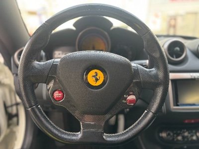 2011 FERRARI CALIFORNIA thumbnail 13