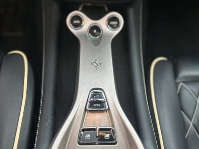 2011 FERRARI CALIFORNIA thumbnail 20