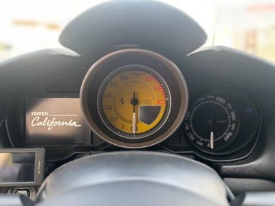2011 FERRARI CALIFORNIA thumbnail 14
