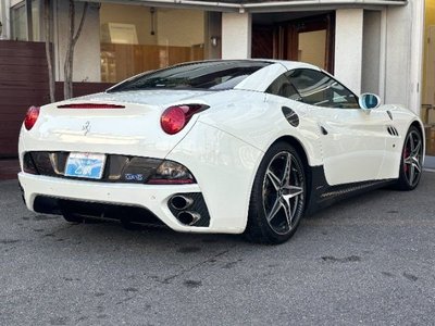 2011 FERRARI CALIFORNIA — фото 2