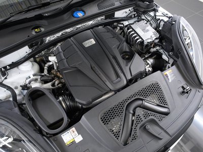 2023 Porsche MACAN photo 10