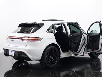 2023 Porsche MACAN thumbnail 47