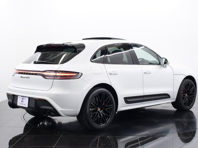 2023 Porsche MACAN thumbnail 46