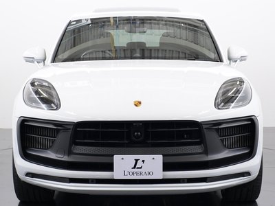 2023 Porsche MACAN thumbnail 41