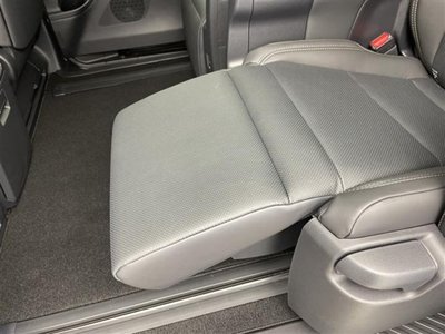 2025 Toyota ALPHARD 缩略图 32