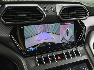 2024 Lamborghini URUS — миниатюра 29