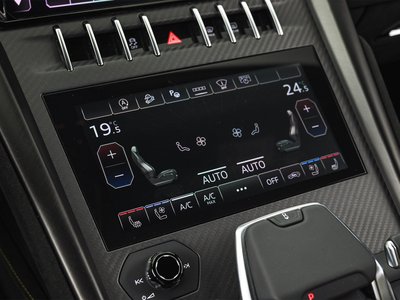 2024 Lamborghini URUS — миниатюра 27