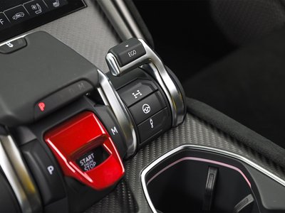 2024 Lamborghini URUS — миниатюра 25