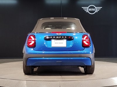 2025 MINI COOPER CONVERTIBLE — фото 9