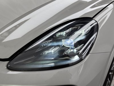 PORSCHE CAYENNE - 9