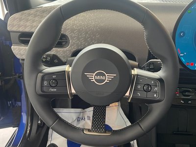 صورة 8 لـ 2025 MINI COOPER S