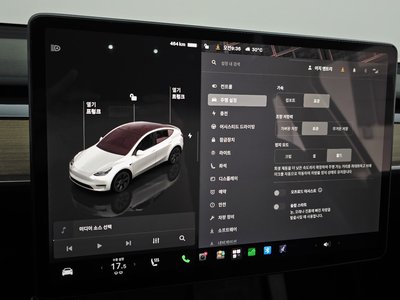 صورة مصغرة 33 لـ 2023 Tesla MODEL Y