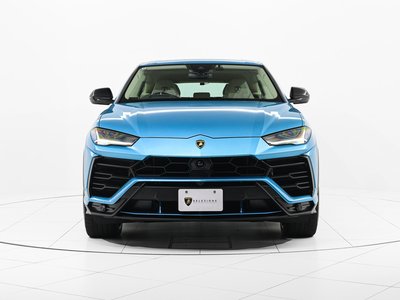 LAMBORGHINI URUS - 3