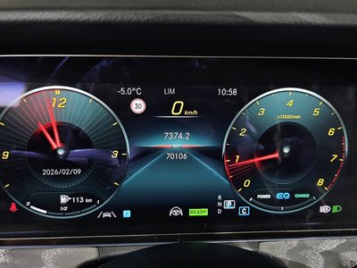 MERCEDES-BENZ E-CLASS - 8