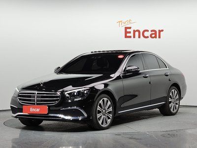 MERCEDES-BENZ E-CLASS - 1