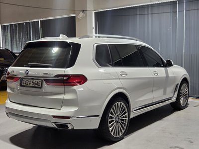 2021 BMW X7 照片 3
