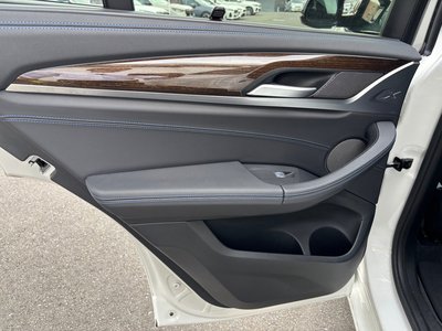 2022 BMW X3 缩略图 17
