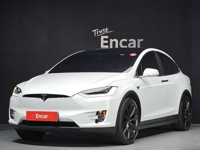 TESLA MODEL X - 1