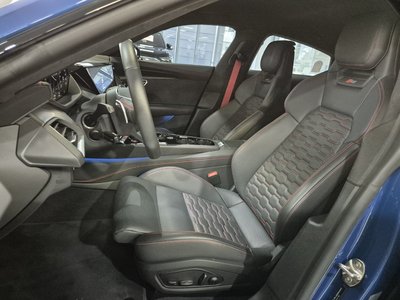 AUDI RS E-TRON GT - 10