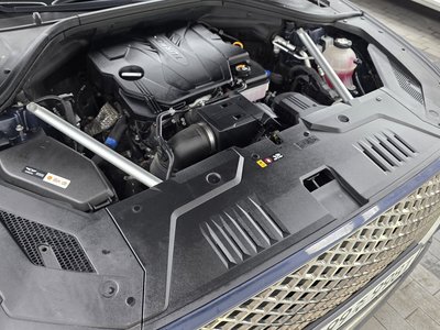2022 Genesis GV70 photo 7