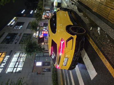 LAMBORGHINI URUS - 3